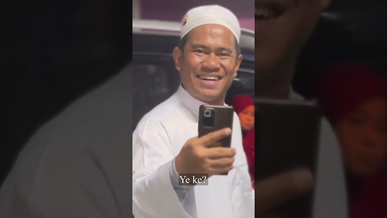 (PARODI) #257 Seorang Pegawai Memuji Penampilan Sepasang Suami Isteri. Keikhlasannya Diragui.