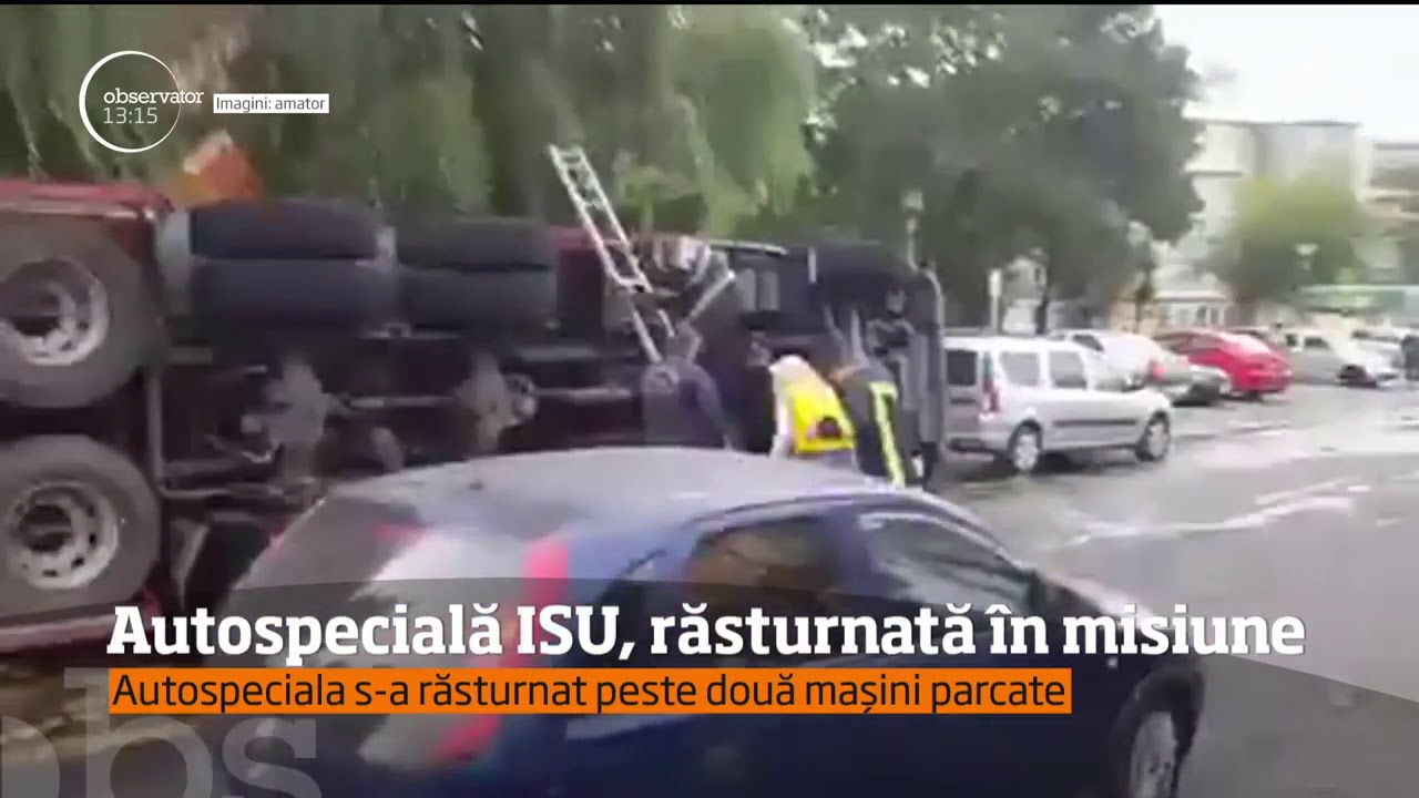 Autospecială ISU, răsturnată în misiune. Patru pompieri au fost răniţi