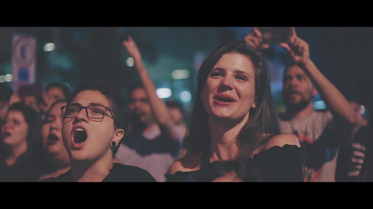 Triste, Louca ou Má - francisco, el hombre (ao vivo em Brasília)