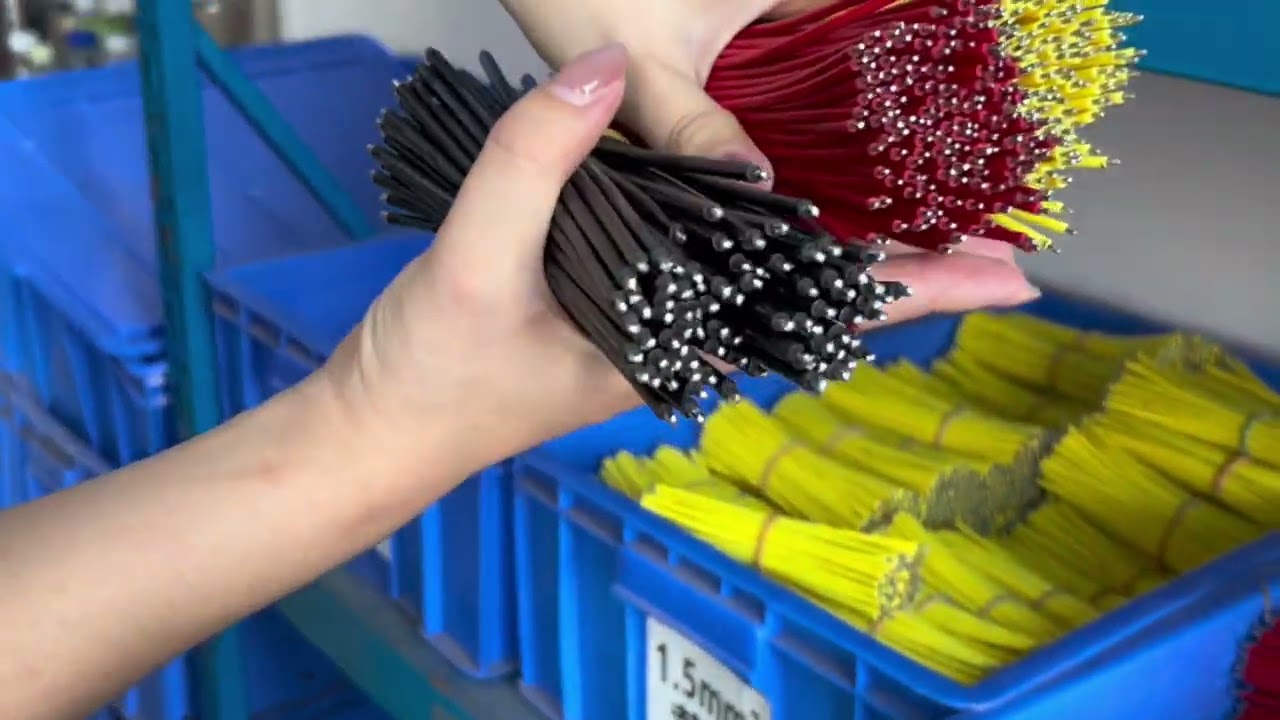 🔌 Learn the secrets of DC converter wire cutting! 📏