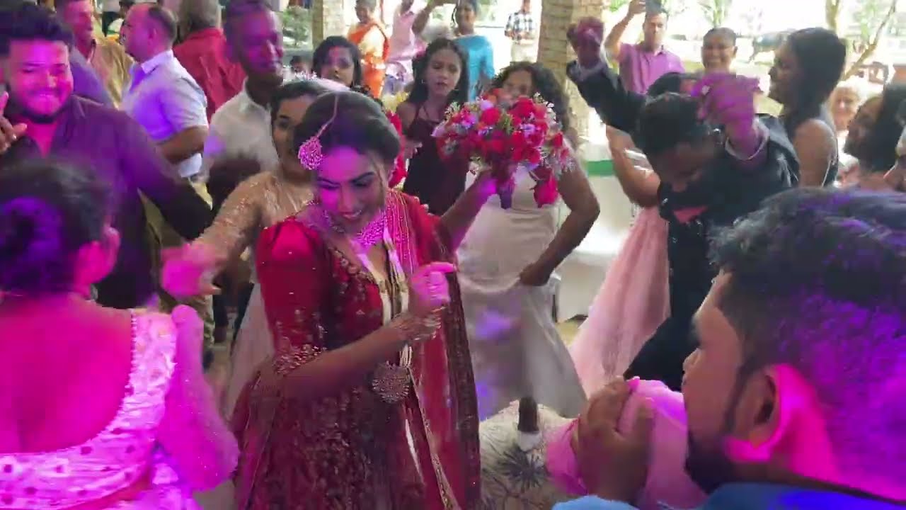 It is a fun time,dancing time 💃❤😍💃 #love #wedding #viralvideo #couple #dancevideo 