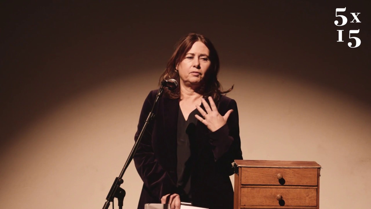 Alexandra Shulman @ 5x15 - Inside Vogue