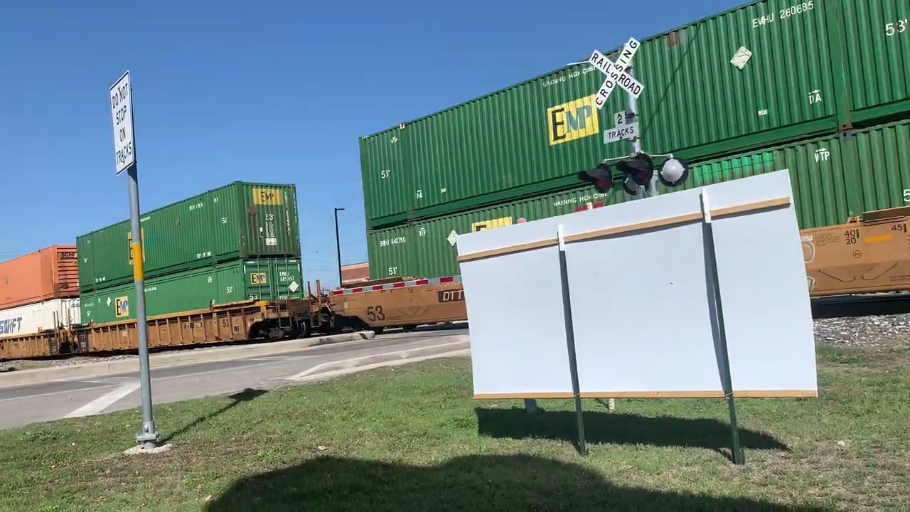 Northbound Union Pacific intermodal train at center street in Kyle Texas on 3/14/26