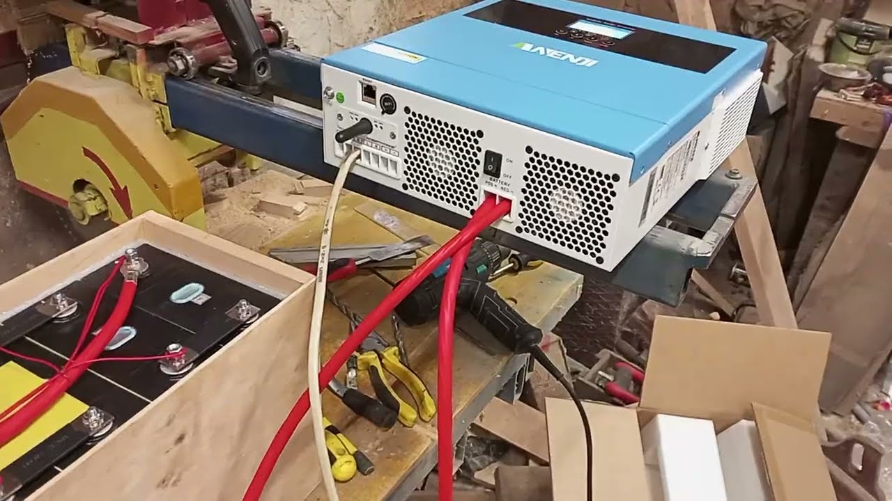 Тестування інвертора anenji 4000w.  Заряджаю акумулятор. 