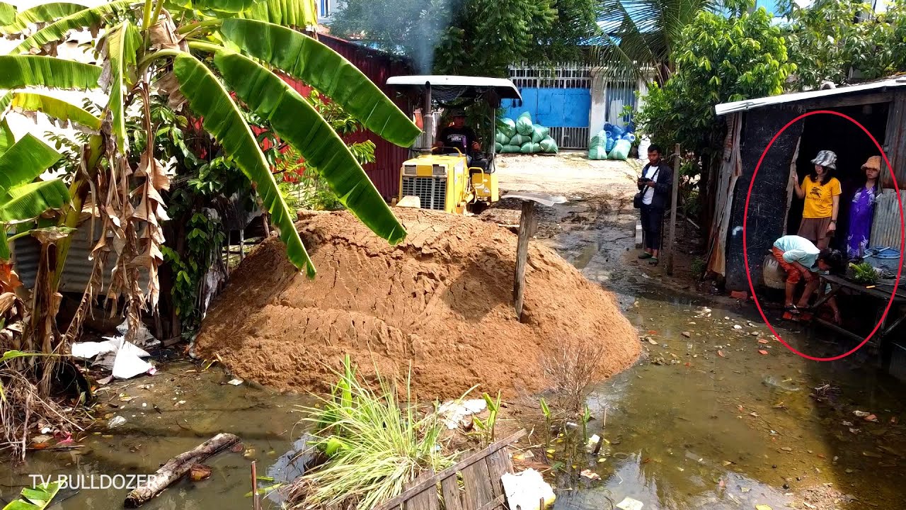 100% Complete New Project LANDFILL DELETE TRASH LAKE By Driver KOMATSU D20P DOZER Pushing SAND-Truck