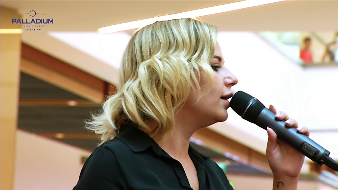 Palladium Merve Özbey Konser