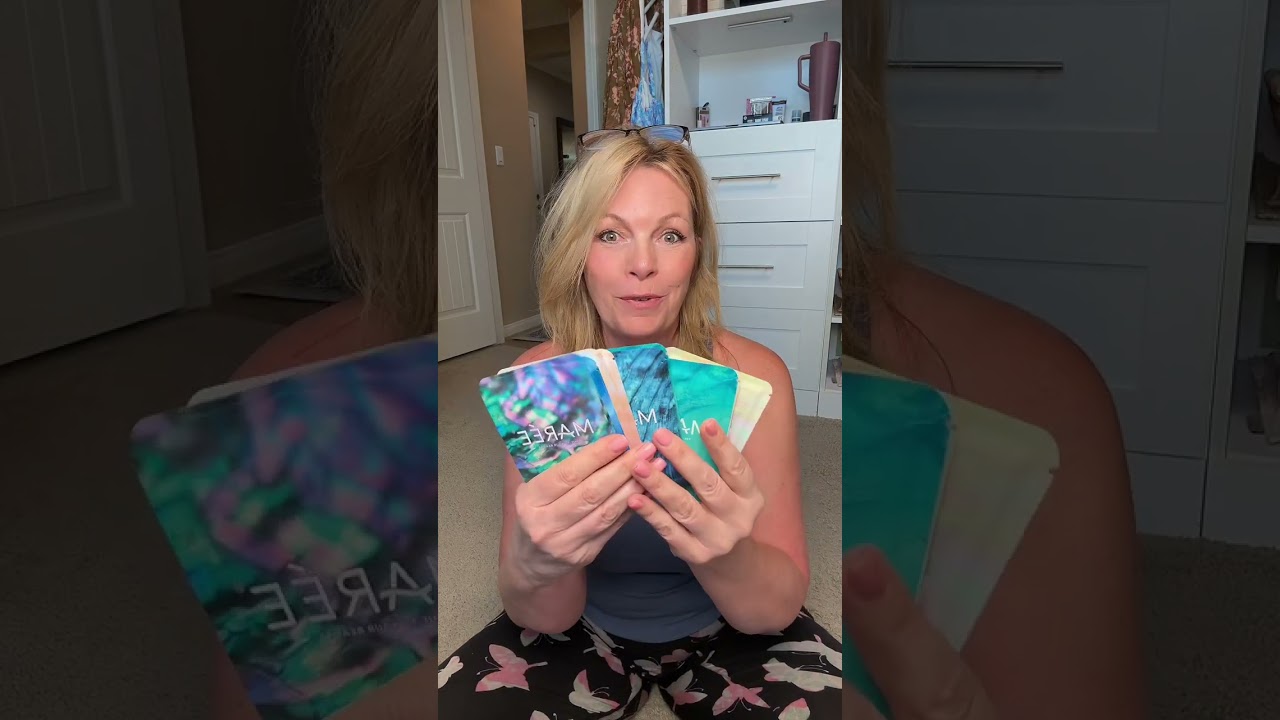 MAREE Eye Gels are under-eye patches designed to reduce puffiness, dark circles, and fine lines