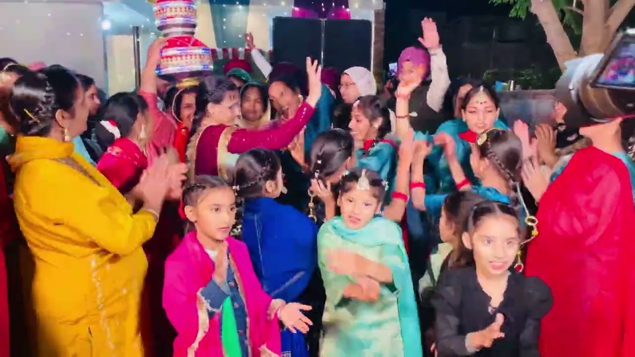 ਅੱਜ ਦੇ ਵਲੋਗ ਚ ਅਸੀ ਚੱਲੇ ਹਾਂ ਜਾਗੋ ਤੇ ਦੇਖੋ ਸਾਡਾ ਸਾਰਾ ਵਲੋਗ 🥰🥰🥰🥰🥰