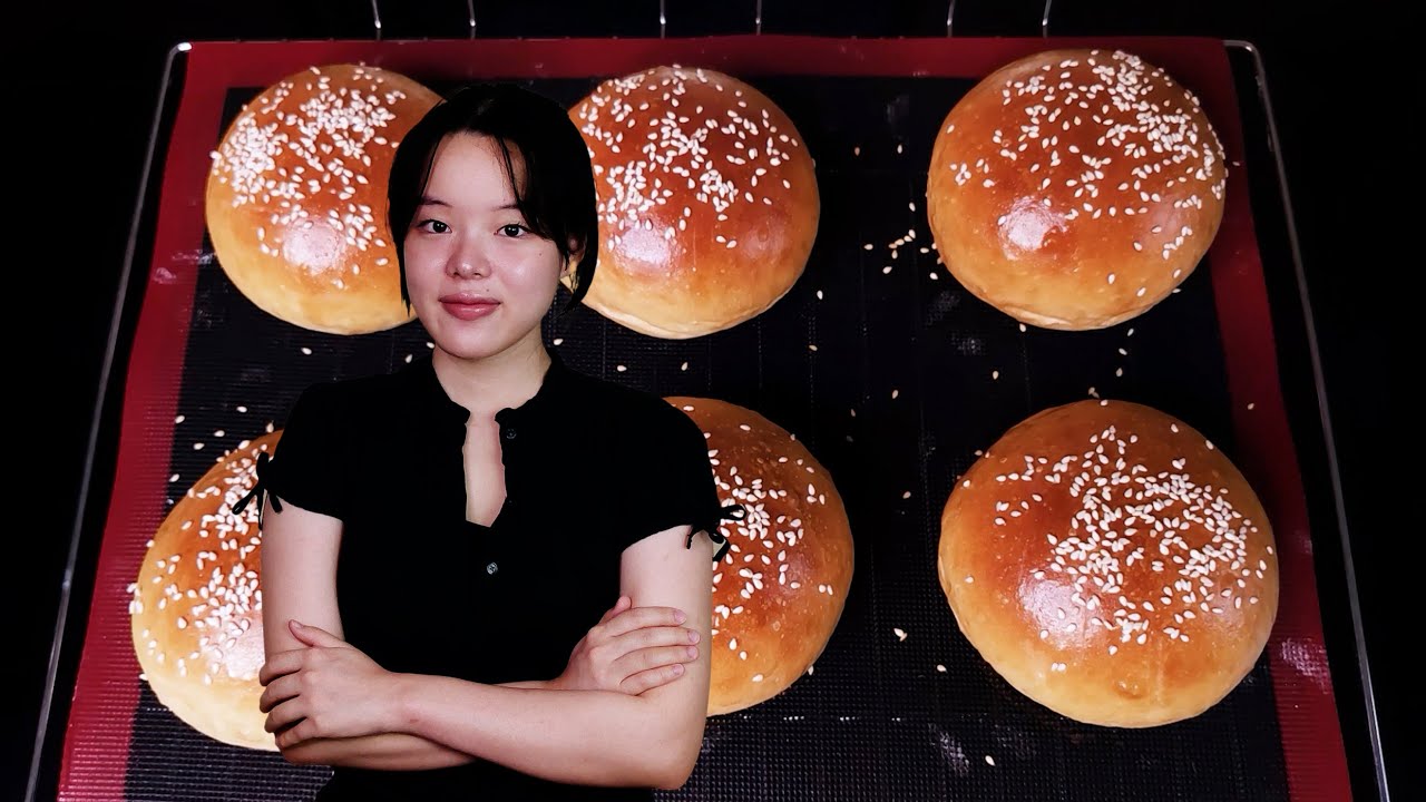 The Perfect Burger Buns Recipe with Tangzhong, Poolish and Eggs