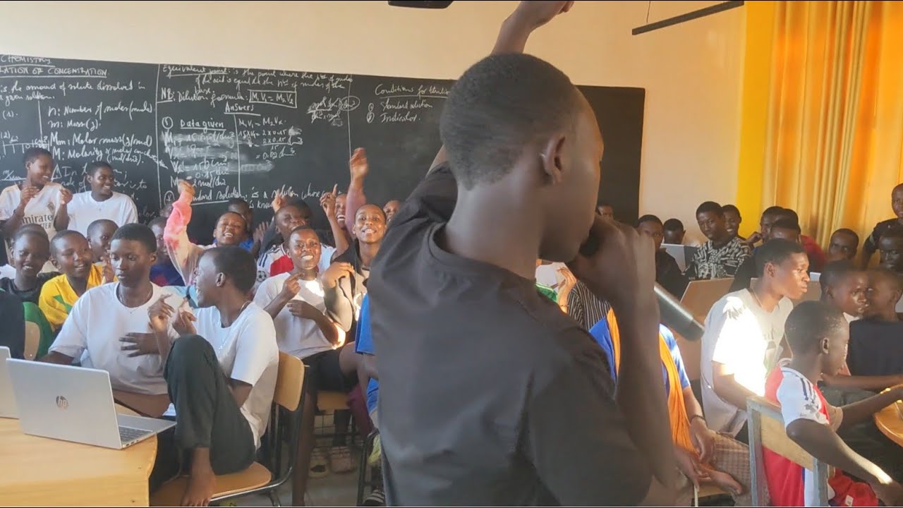 #SCHOOL TALENT SHOW: MGEGA IMPANO IKOMEYE ARARIRIMBA ABESHYA KO AVUKANA NA BRUCE MELODY ARARENZE PE!