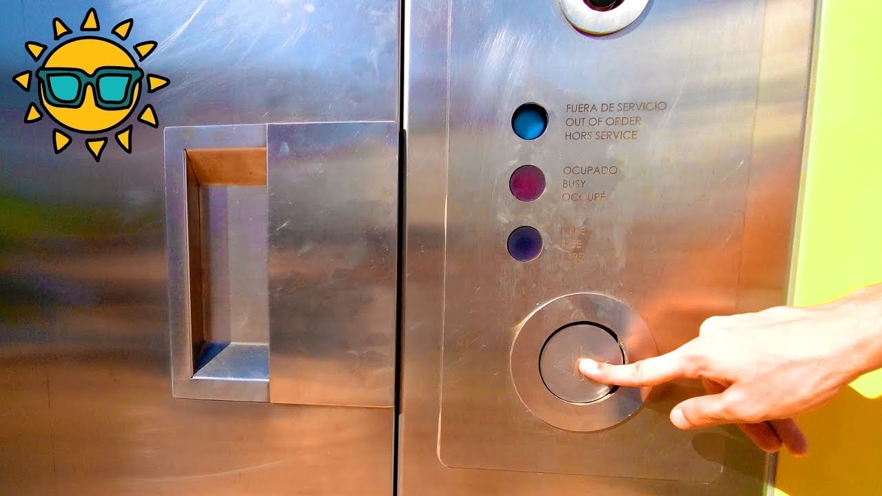 🔴 Futuristic Toilet of the Future on Spain Fuengirola Costa del Sol Beach