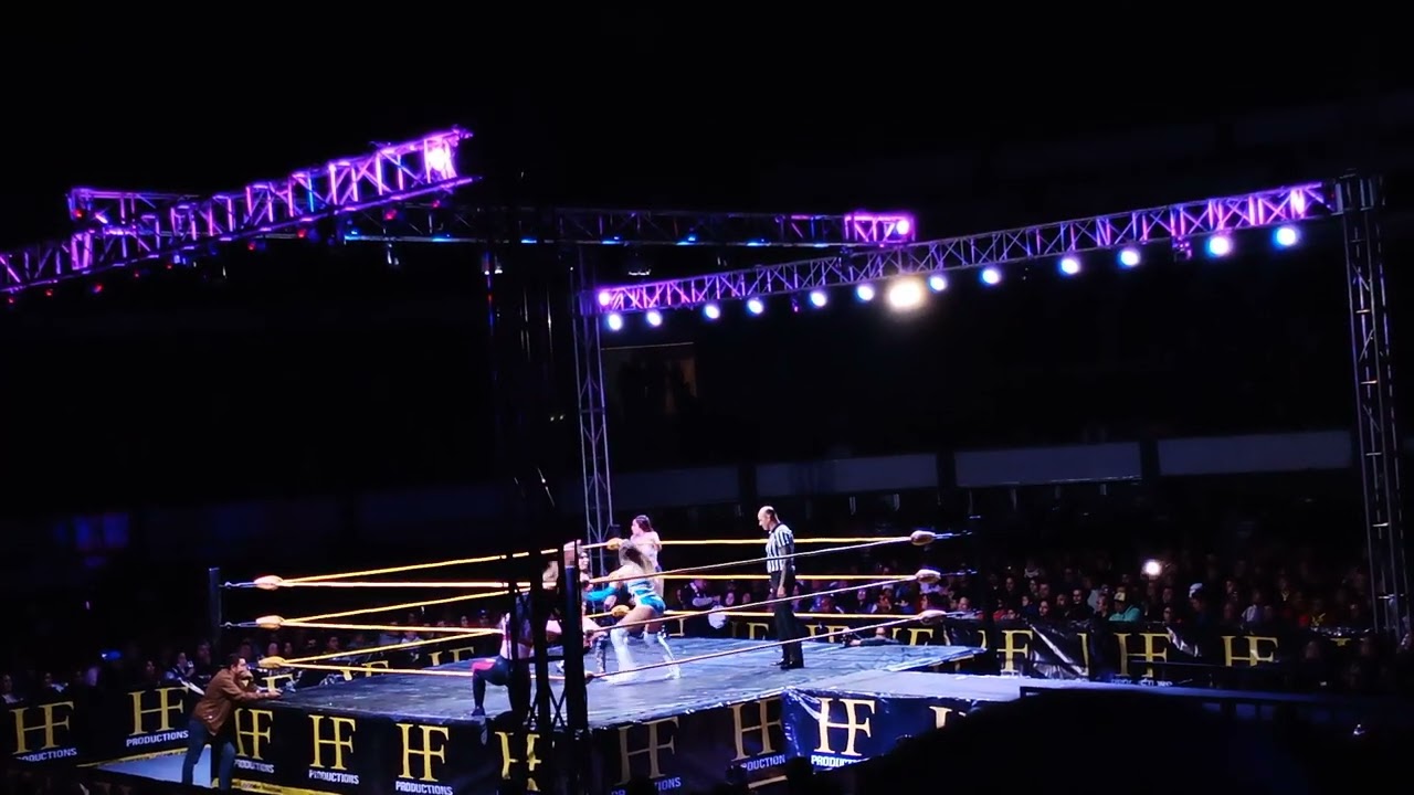 CMLL In SLP - La Catalina and Sanely vs Reyna Isis and Persephone