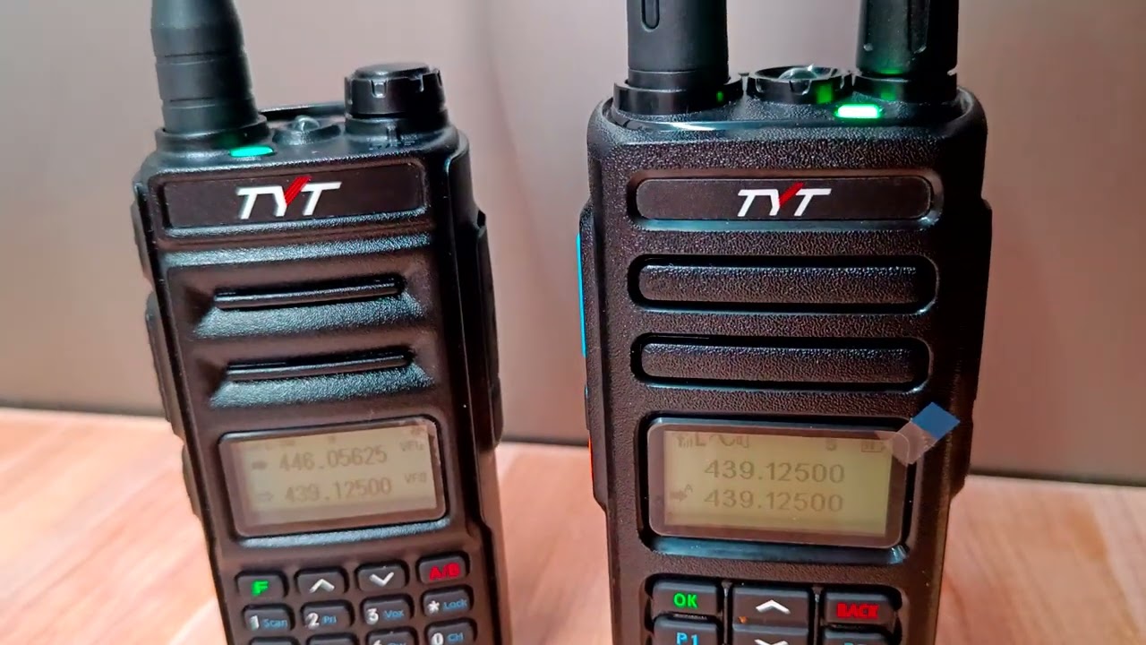 Por&oacute;wnanie odbioru TYT TH-UV88 vs TYT MD-750. Po lewej 88 odbiera pierwszy.