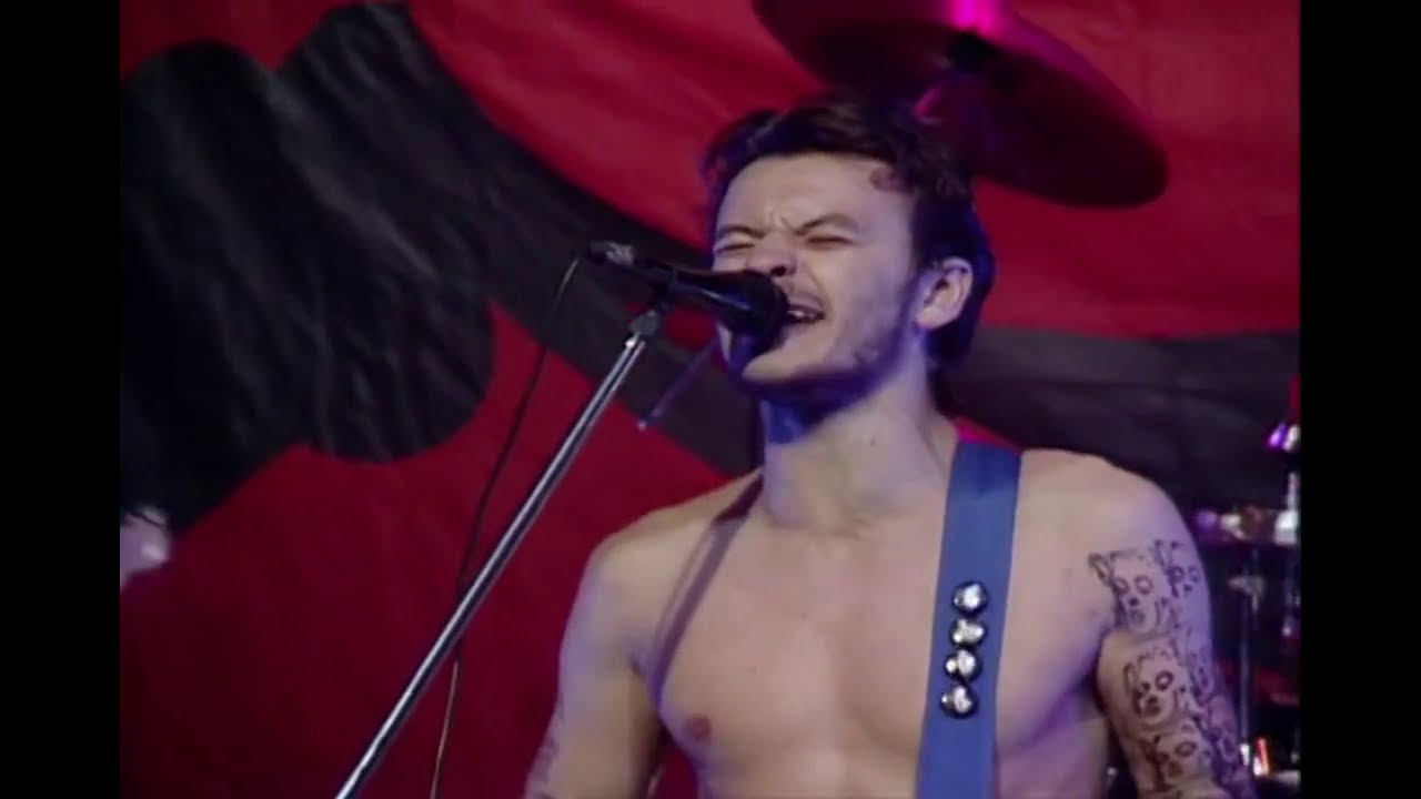 Manic Street Preachers - BBC1 - Top Of The Pops - Suicide Is Painless - 17/09/1992