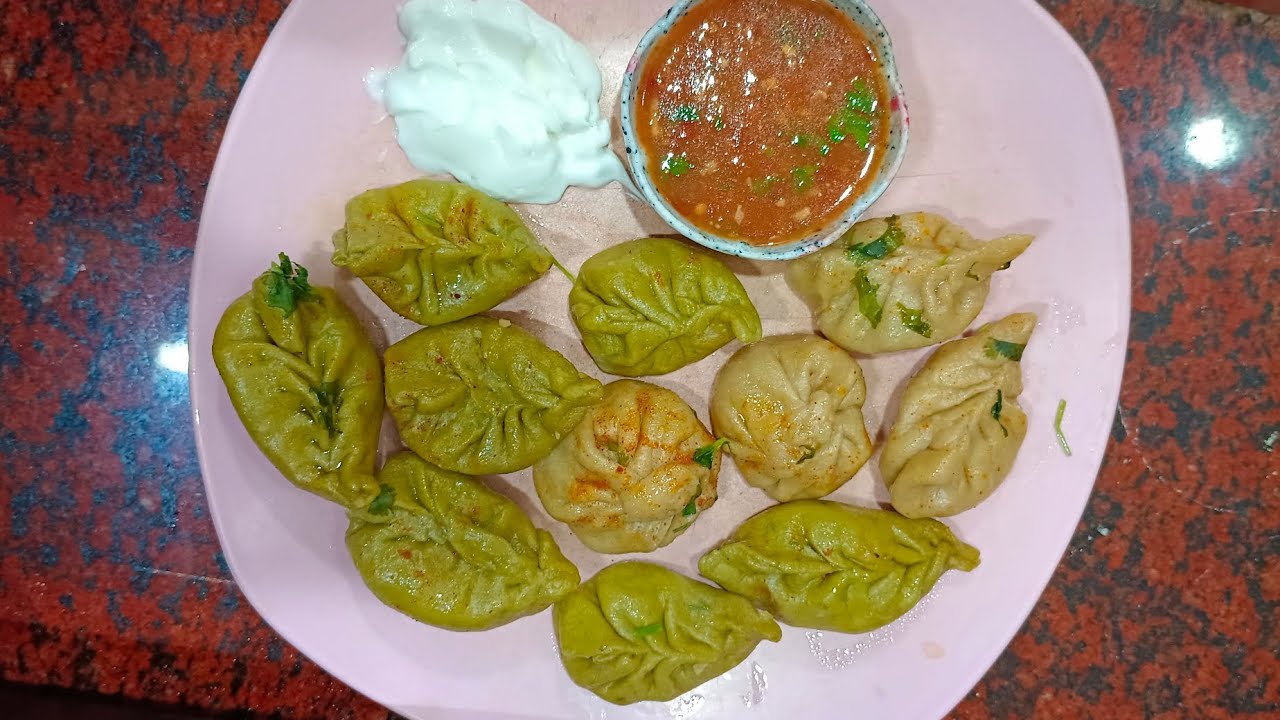  पालक मोमोज एक बार बनाए बार बार इसे ही बनाना पसंद करेंगे#@shaifaliarya101 #tasty#palak  #momos 