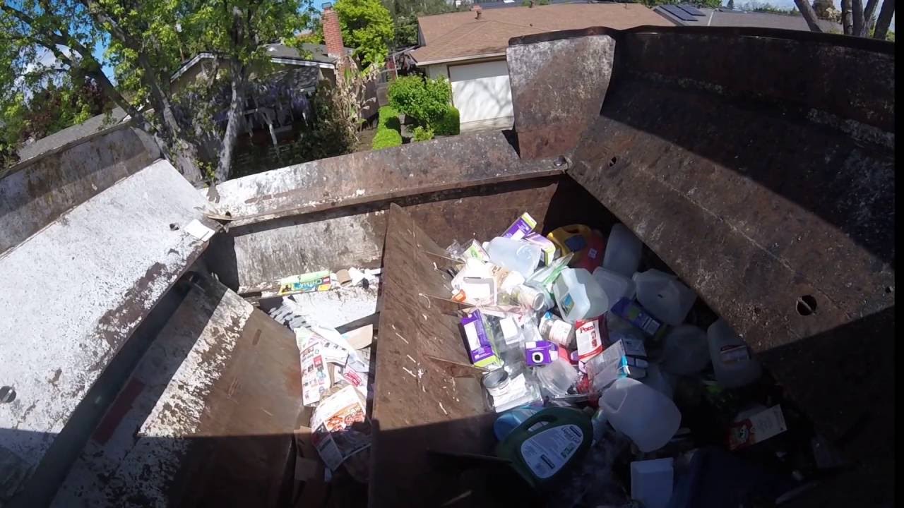 Garbage Truck: Hopper and Side View (Split Body)
