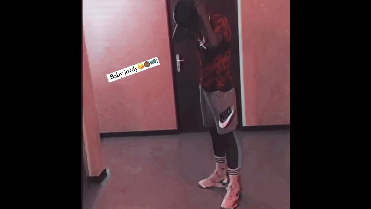 Tayron kwidan’s- Sortez les pimpons Remix By jowrdyNs