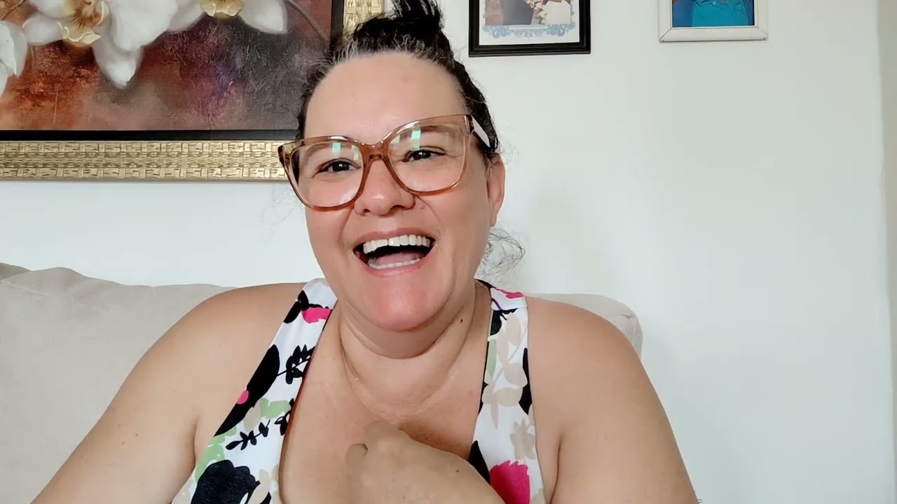 ESSE COMENTÁRIO QUE ELE FEZ DA NATÁLIA NÃO É VERDADE PESSOAL 