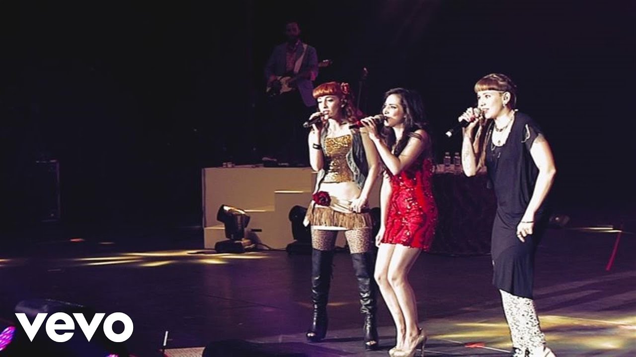 Paty Cantú - Aparador (En Vivo Desde Auditorio Nacional / 2013) ft. Niña Dioz, María Barracuda
