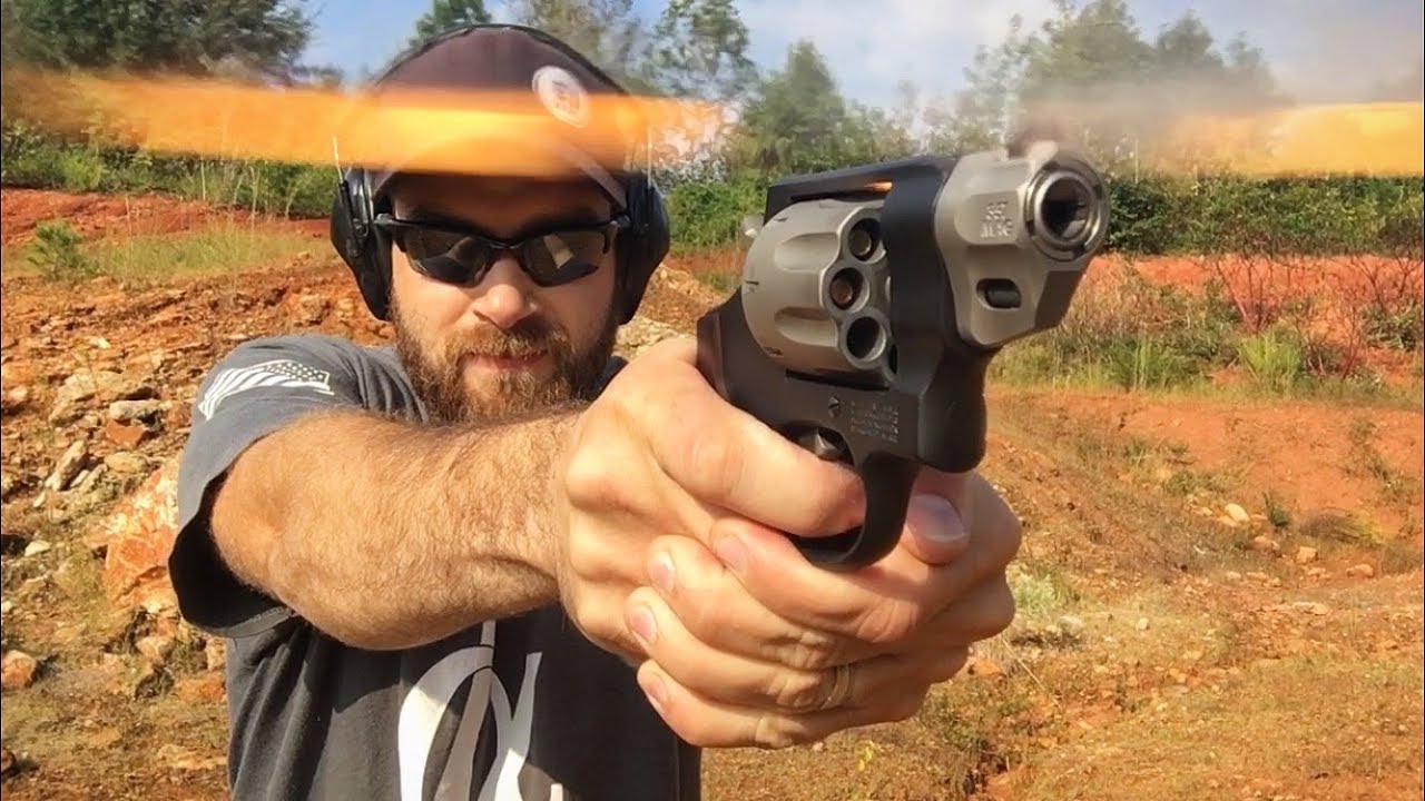 Центр производительности Smith & Wesson 327 (первые снимки)
