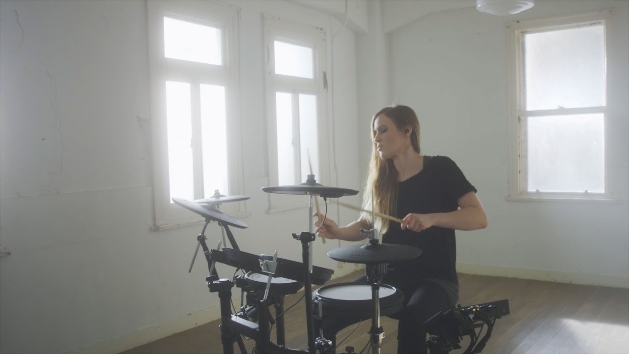 Упражнения на установке с барабанами Roland TD-17 серии V-Drums
