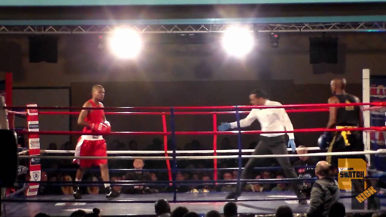 PFC 2016: Andile Ndamase Jr (Brice Boxing) VS Mabhuti Maseti (Portlands)