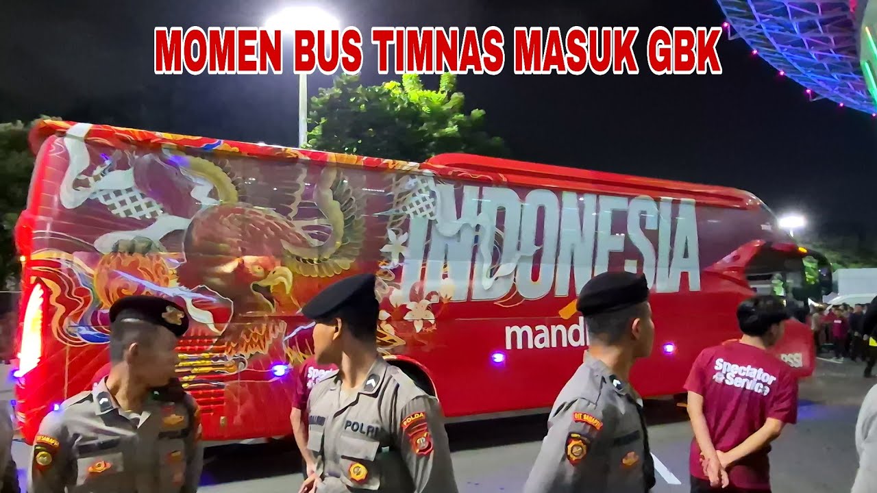 Momen Bus Pemain Timnas Datang Ke GBK Jelang Duel Melawan Bahrain