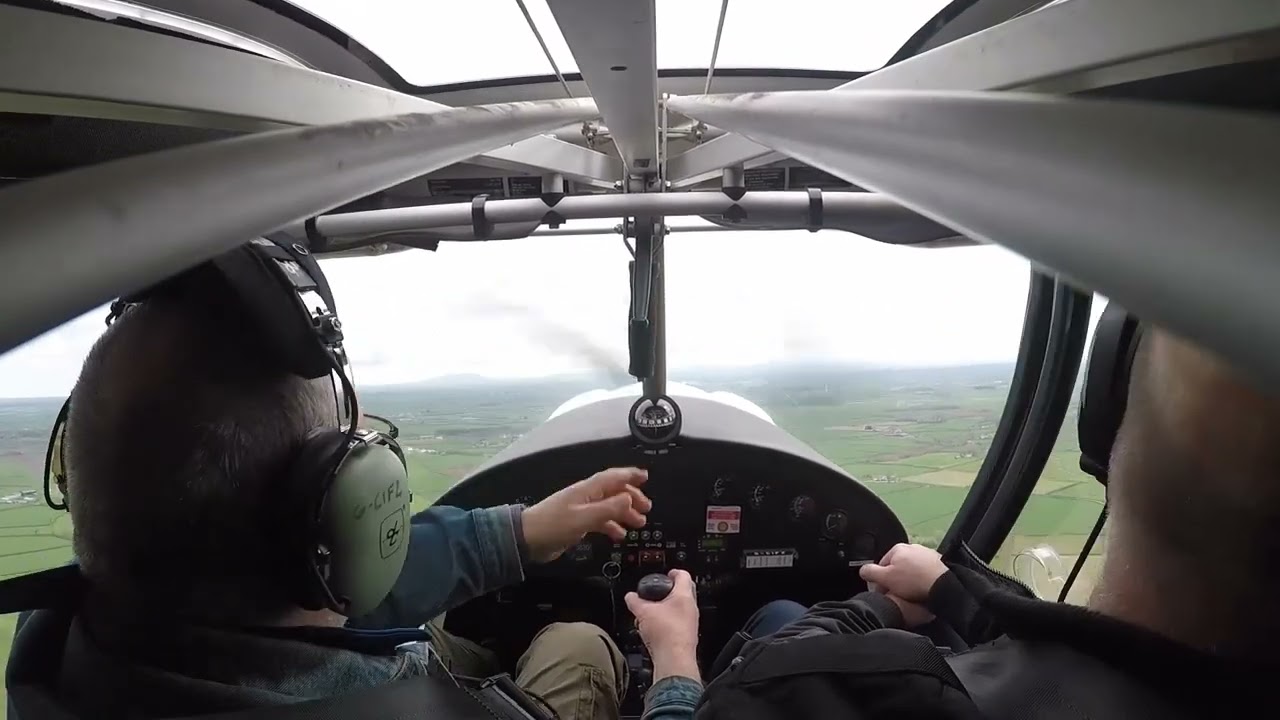 Ikarus C42 Microlight - Circuit Excitement