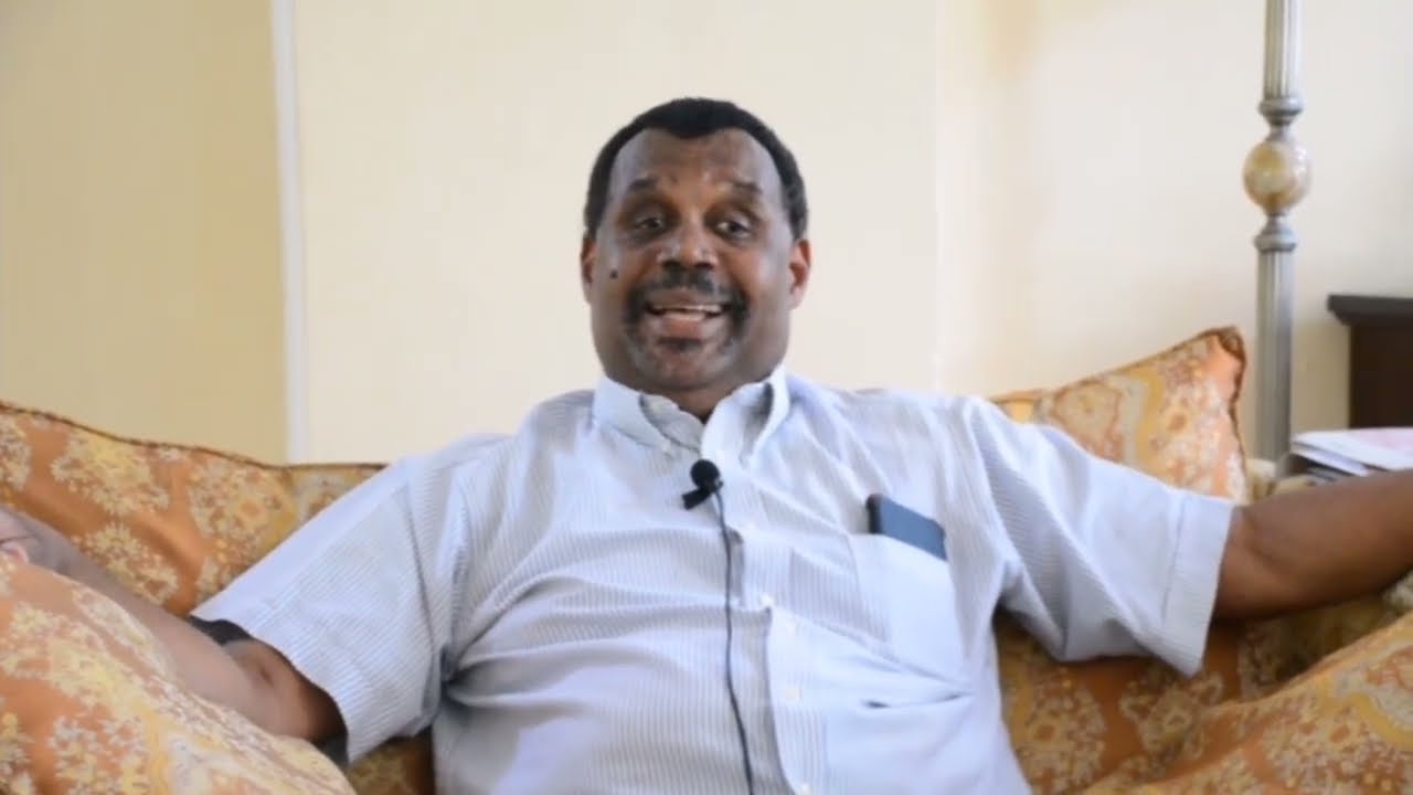 Maneno ya Ali Karume kwa Rais Mwinyi-kodisheni visiwa lakini uchumi Zanzibar utabaki vilevile