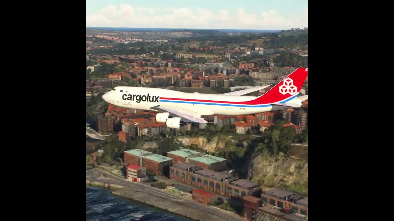 Boeing 747 CargoLux landing with Drone camera : MSFS2020