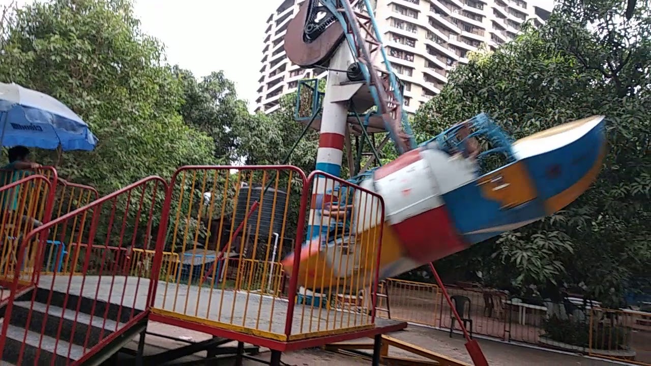 Tikuji-ni wadi resort amusement park space ship