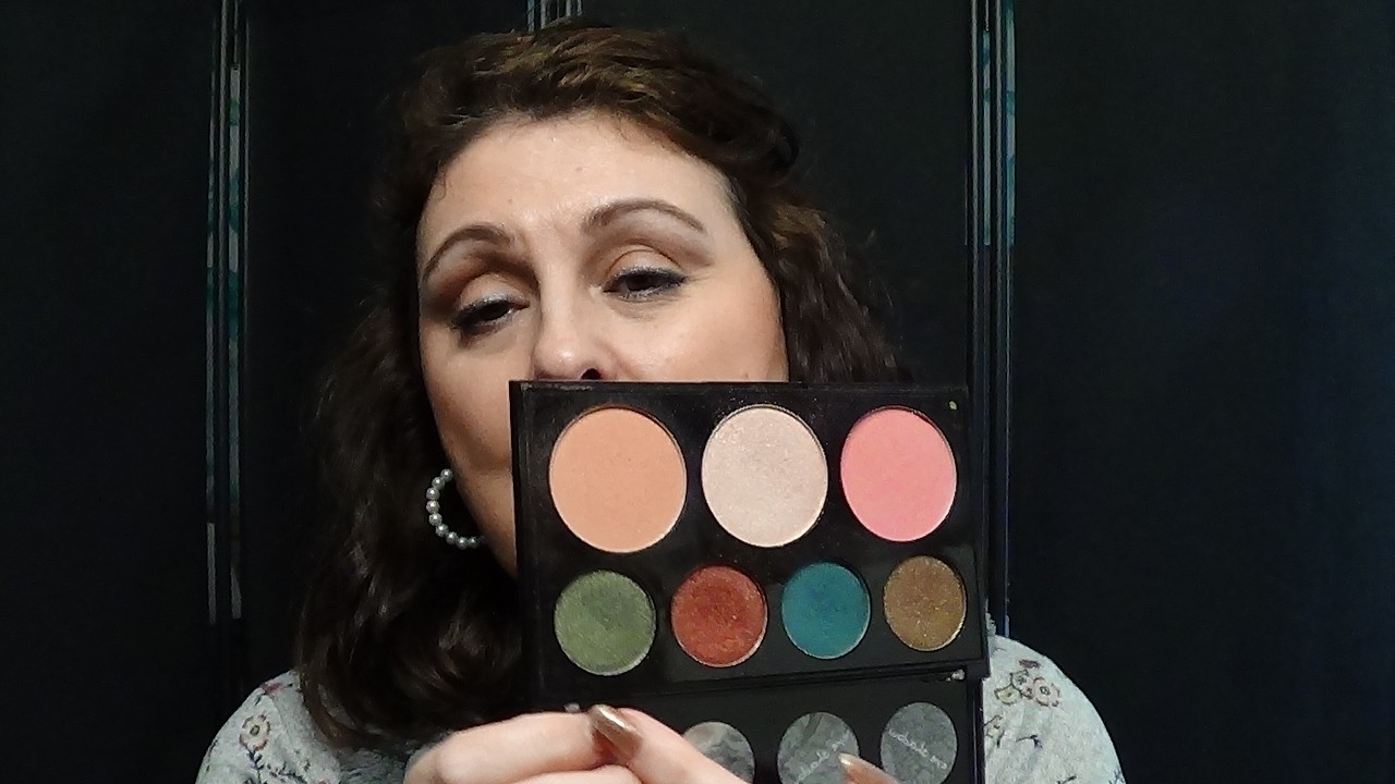 Declutering makeup de 2025