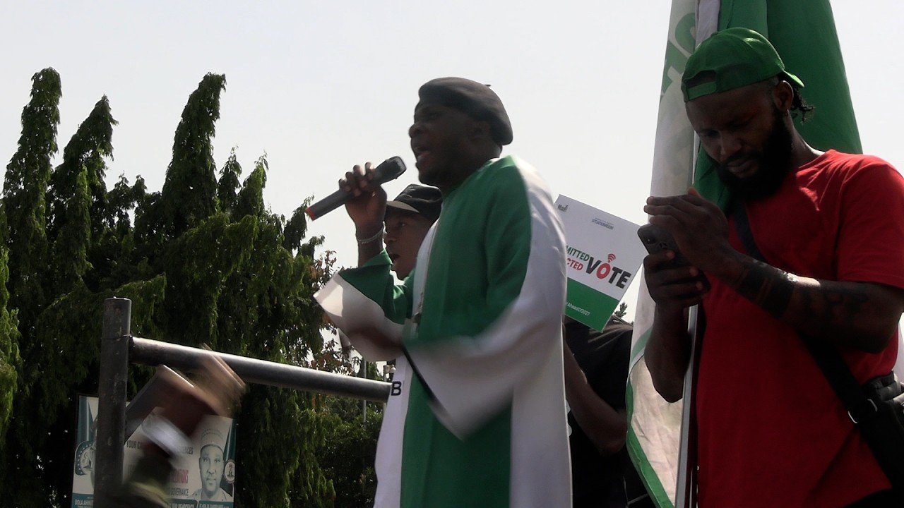 Akpabio Why are you scared? E transmission Protest resume at National Assembly