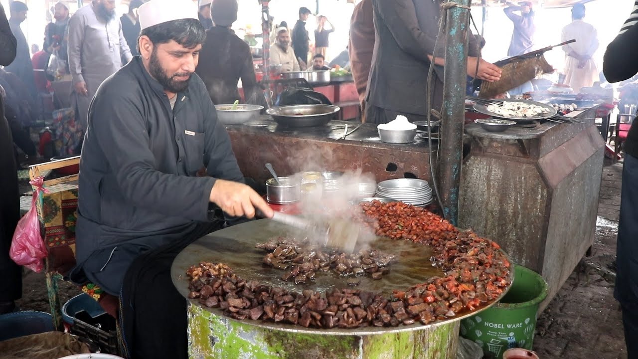 Peshawar Local Bazar Street foods | Exploring the Best Wanted food of Barra Bazar | Spicy Foods