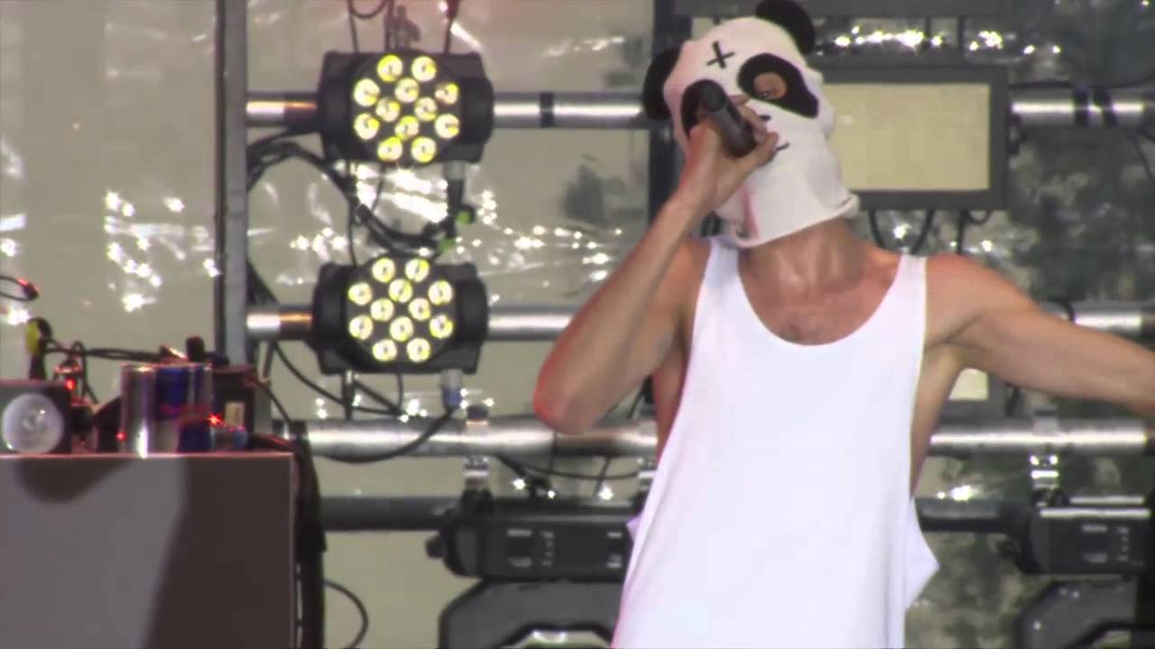 Cro - Bad Chick - Live in Konstanz 2014 #TagAmSee