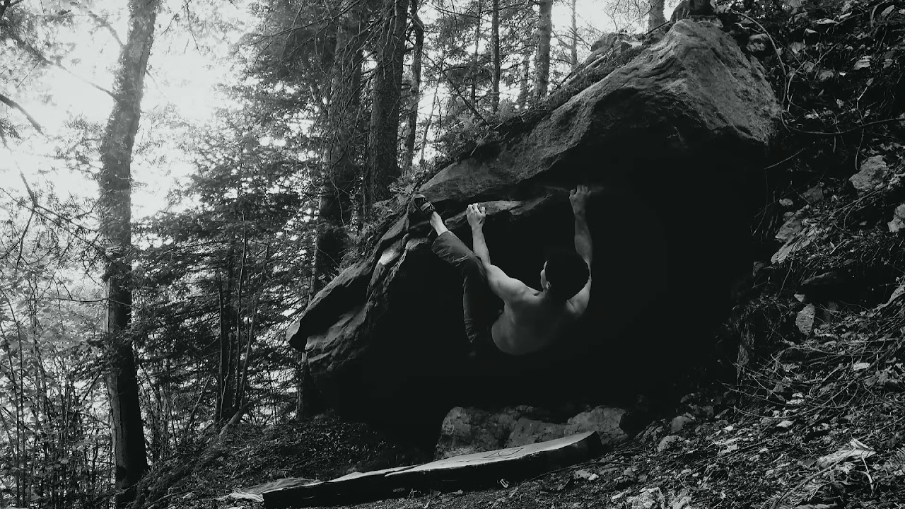 Morschach Wer suchet, der findet. 7A bouldern