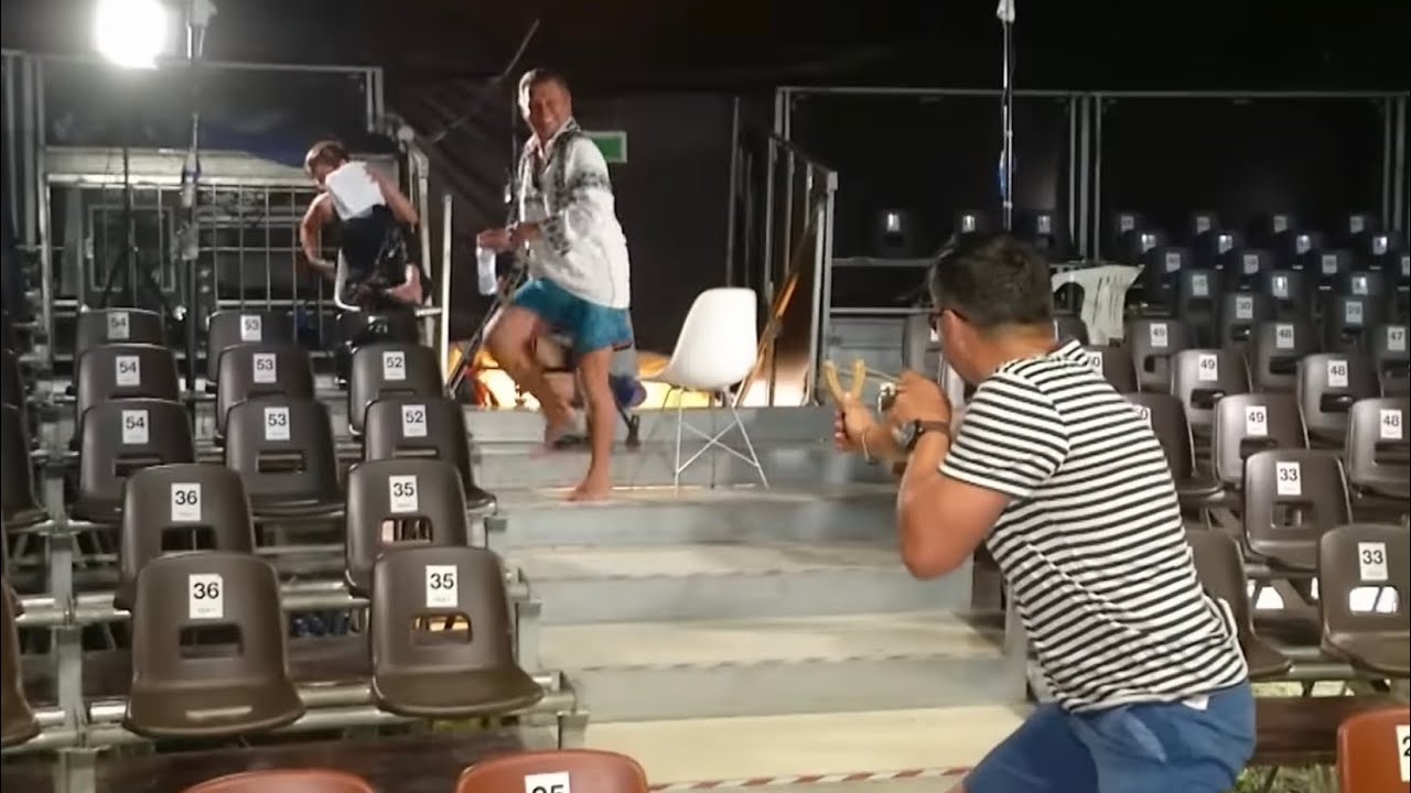L-am ars cu arma lui pe Nea Marin!