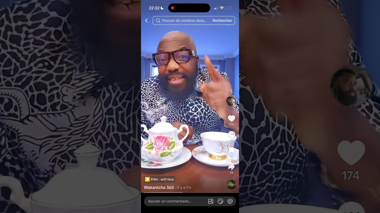 WAKANTCHA DÉMENT ET BALAIE TOUT EN BLOC