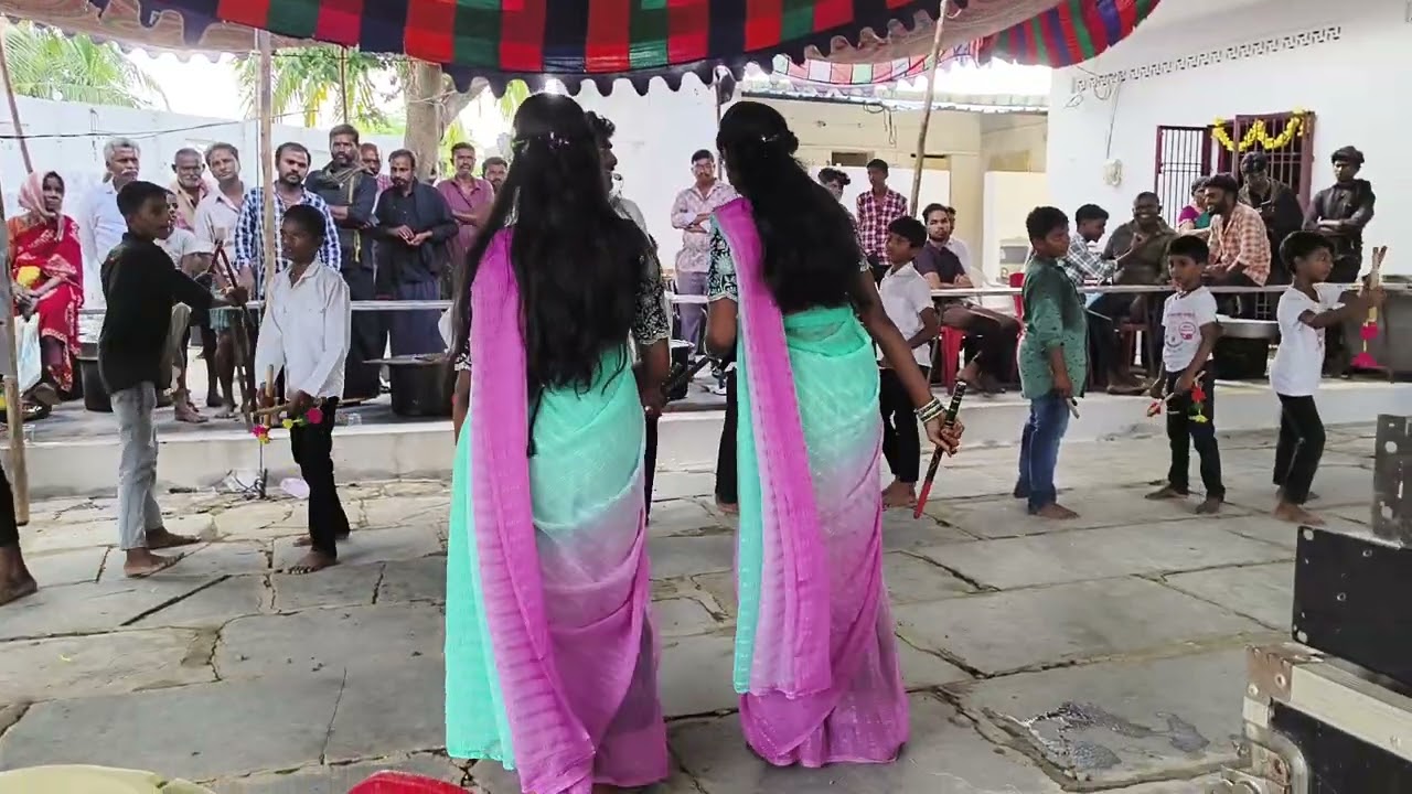 అశోక్ కోలాటం మైదుకూరు 9010051312 కాజీపేటలో జారిందమ్మ అంటూ చూడండి ఫ్రెండ్స్