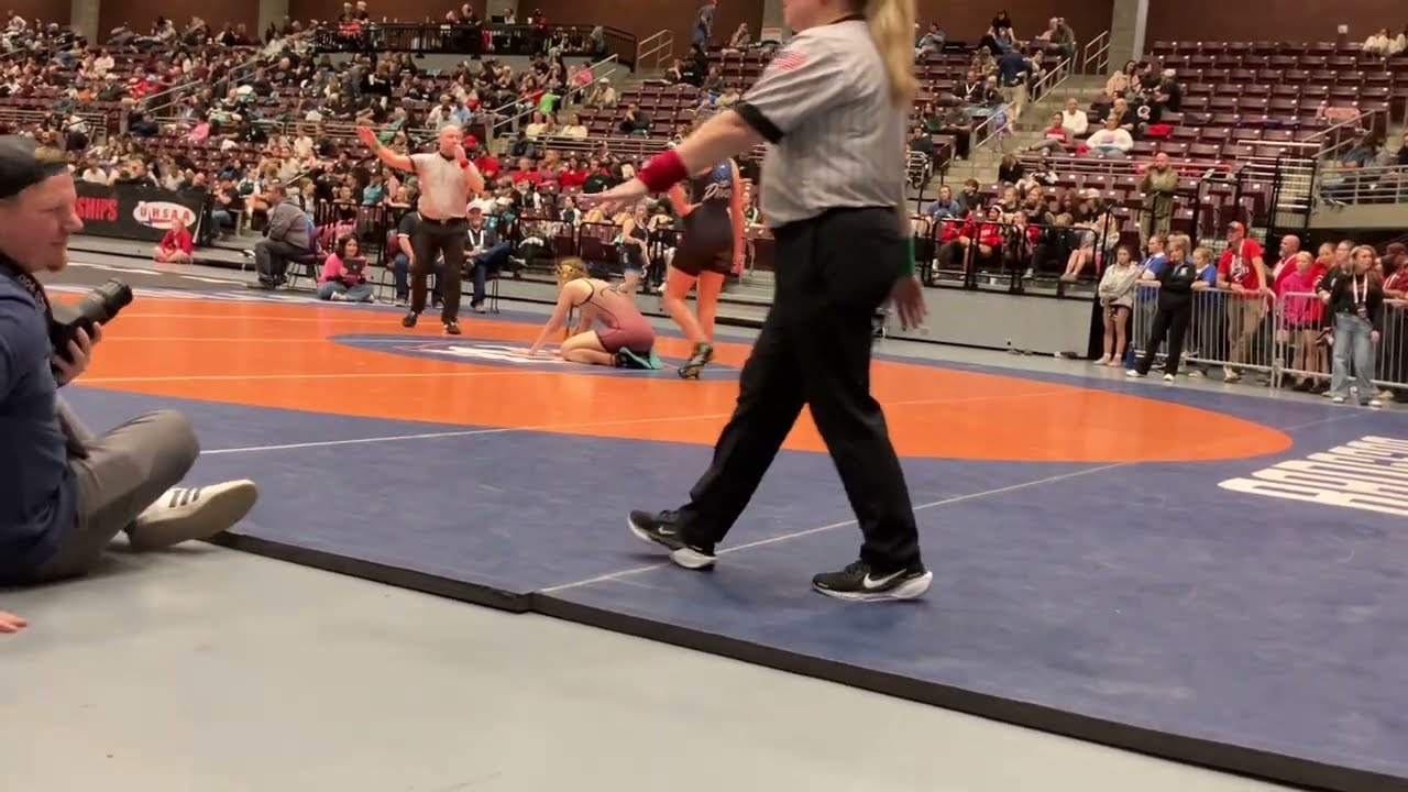 Girls wrestling 