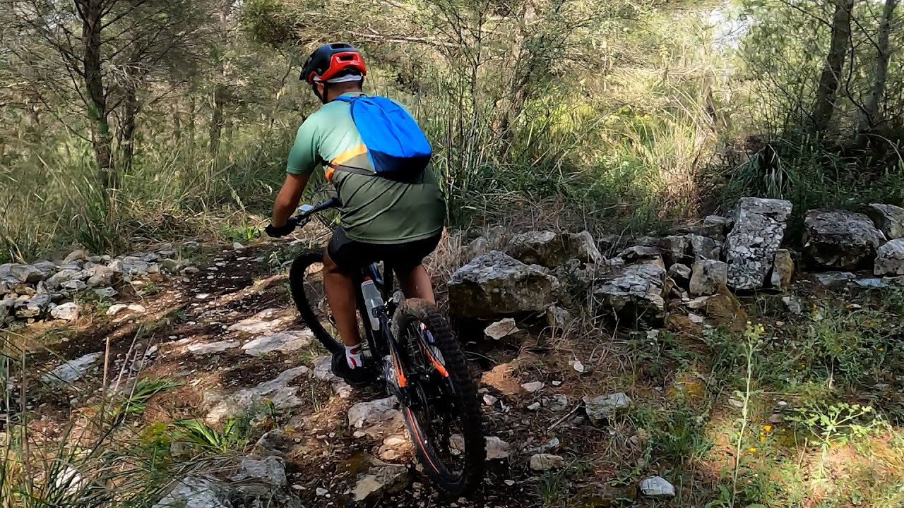 Sicilia in MTB a Arcibessi Chiaramonte Gulfi in 4K (Sicily, Italy)