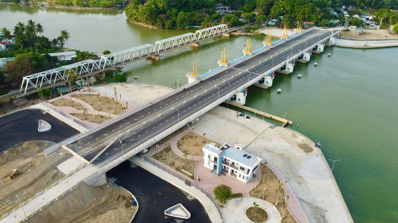 Thông Xe Tạm Công Trình Đập Ngăn Mặn Trên Sông Cái - Nha Trang 