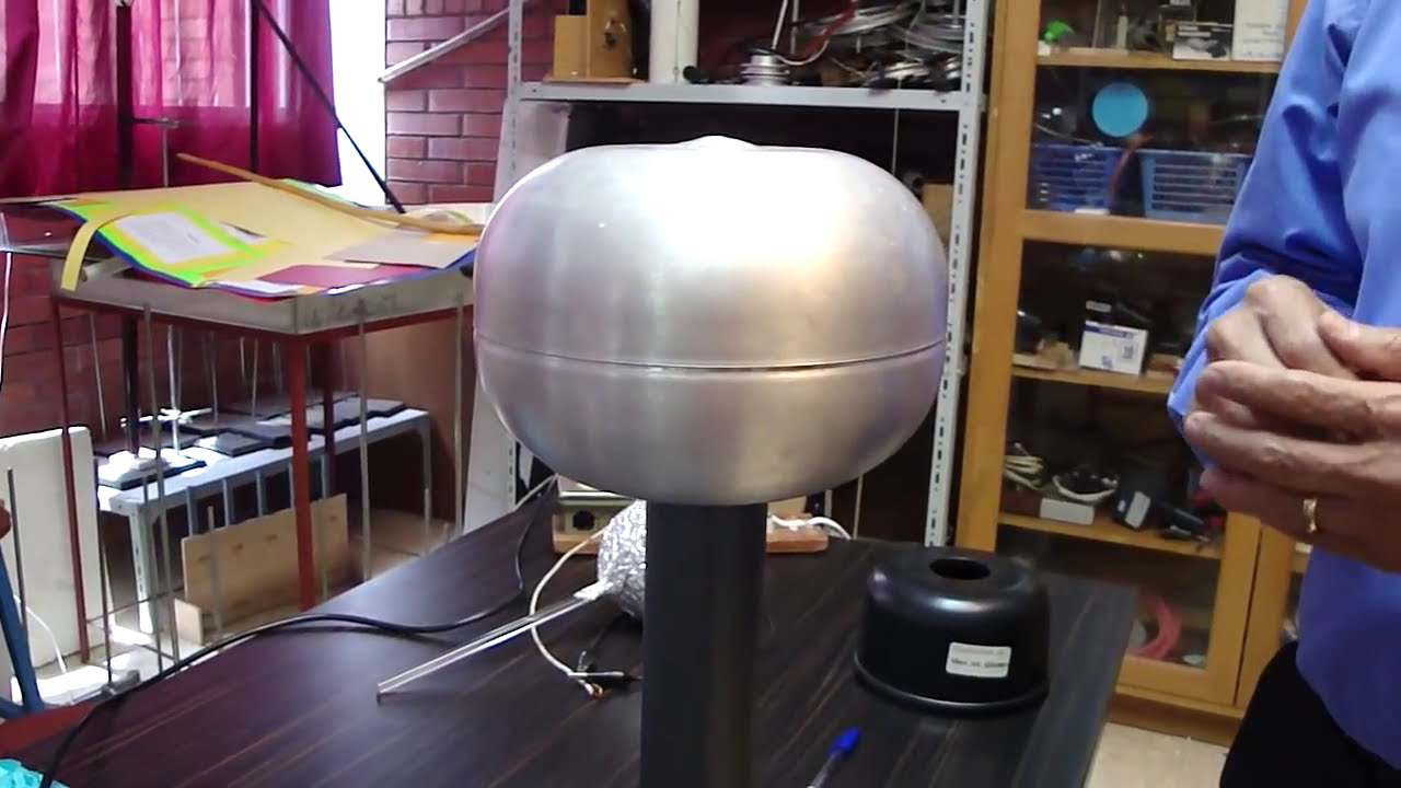 GENERADOR DE VAN DE GRAAFF - CHISPAS GIGANTES DE 250 KV