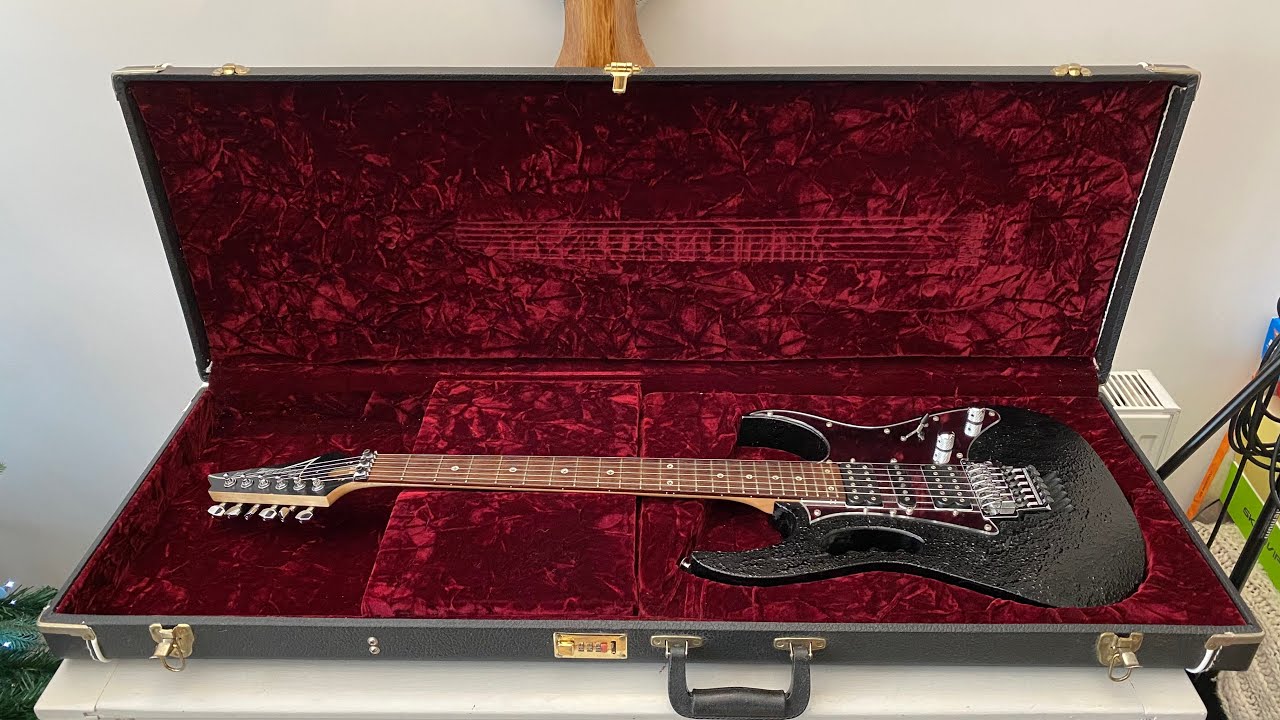 Why was the Ibanez Jem 7DBK such an incredible guitar?