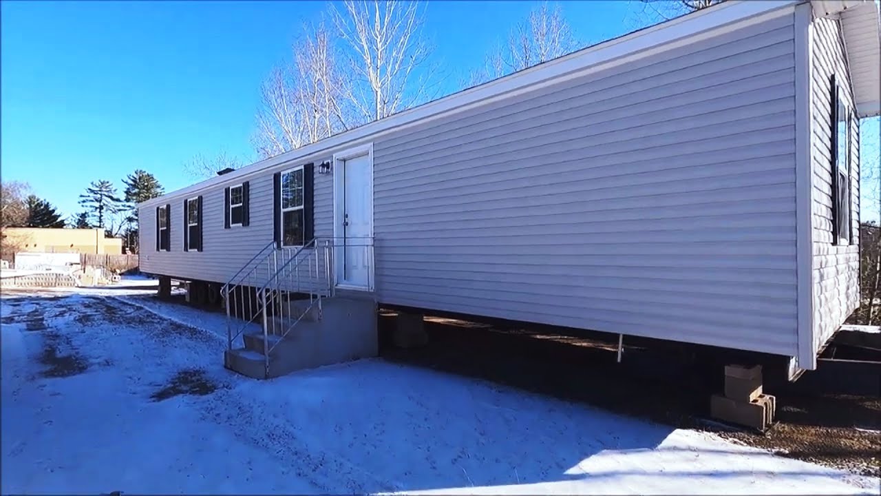 Tour of the Spacious Colony #A12030 64X14 Single Wide Mobile Home