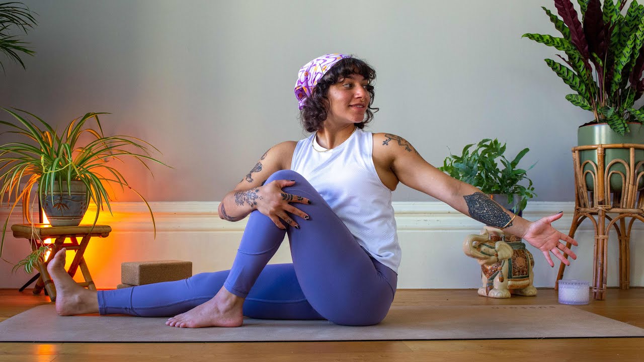 GENTLE EVENING YOGA | 25 minute feel good whole body flow