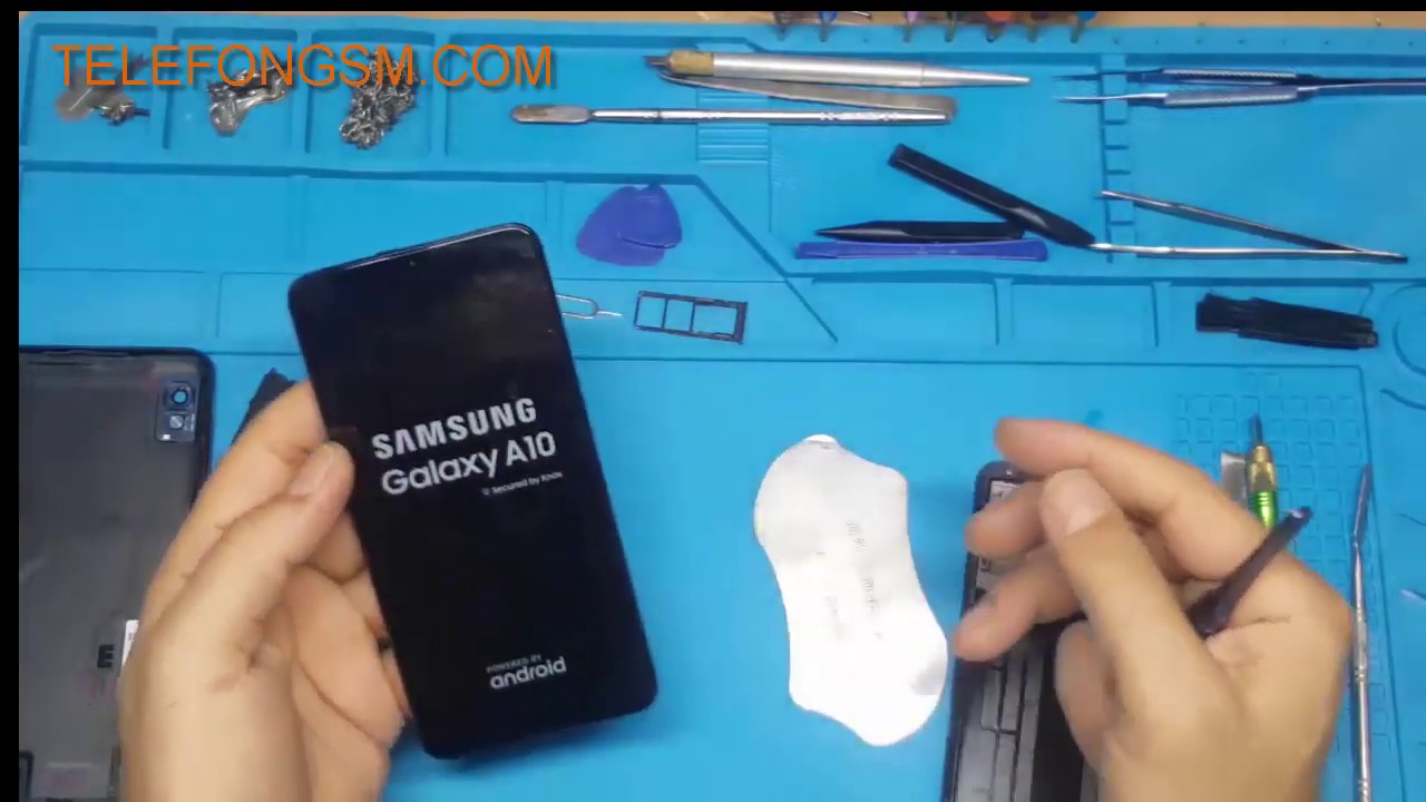 Samsung A10  Ekran Değişimi (SM-A105F)