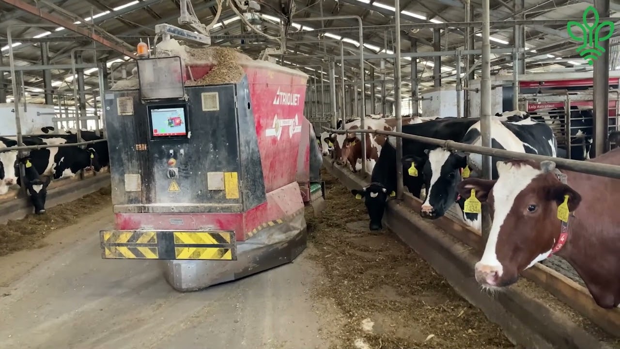 Kaposv&aacute;ri P&eacute;ter, Emőd - Digit&aacute;lis Agr&aacute;rakad&eacute;mia bemutat&oacute; gazdas&aacute;g 3