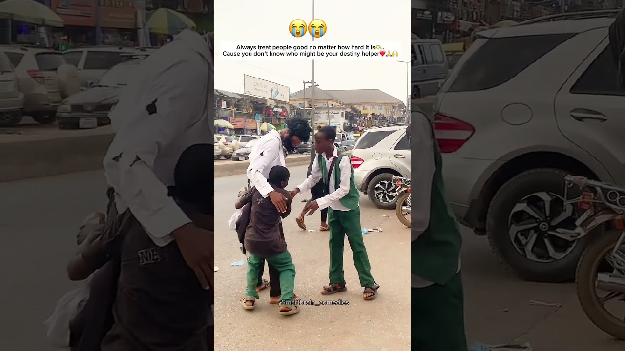 It’s takes nothing to help the poor people 😭💔🙊 #kindness #prank #social experiment #actofkindness