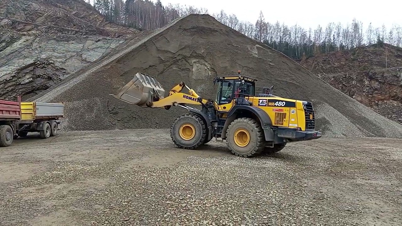Komatsu WA480/ nakládání soupravy/ Tatra 815 e2